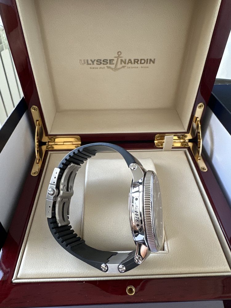 Продам часы Ulysse Nardin