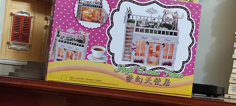 Kit de constructie DIY cofetarie cu terasa