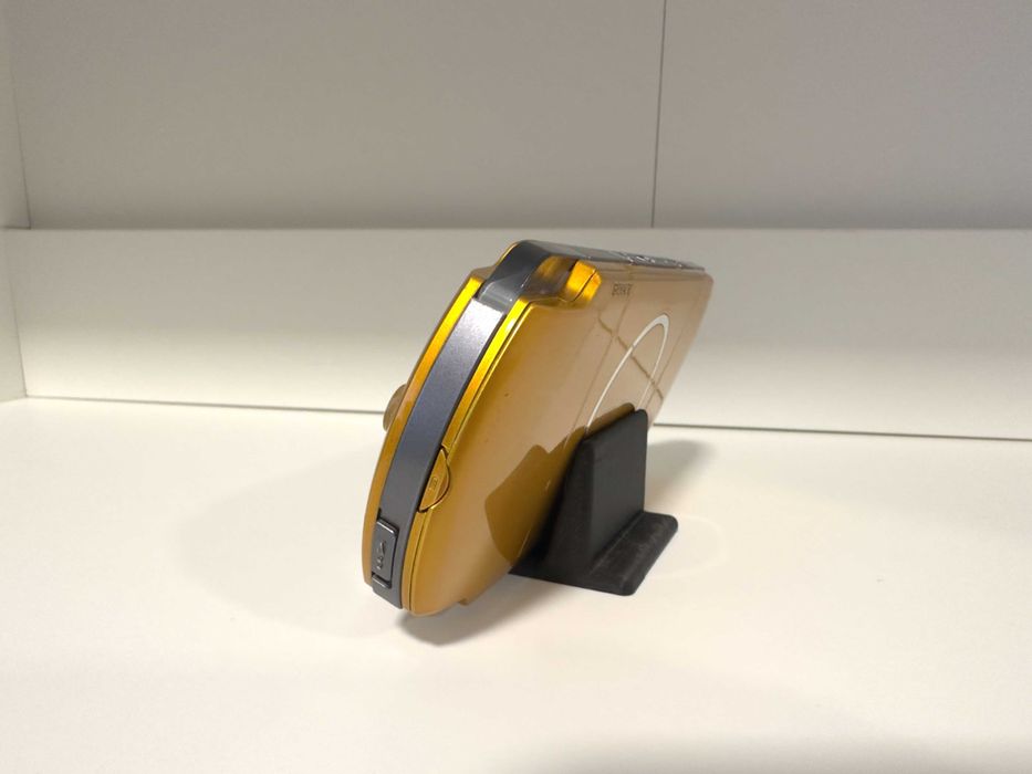 Sony PSP 3000 Brigth Yellow Modata (plus accesorii)