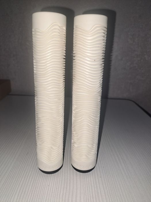 Грипсы на самокат или велосипед