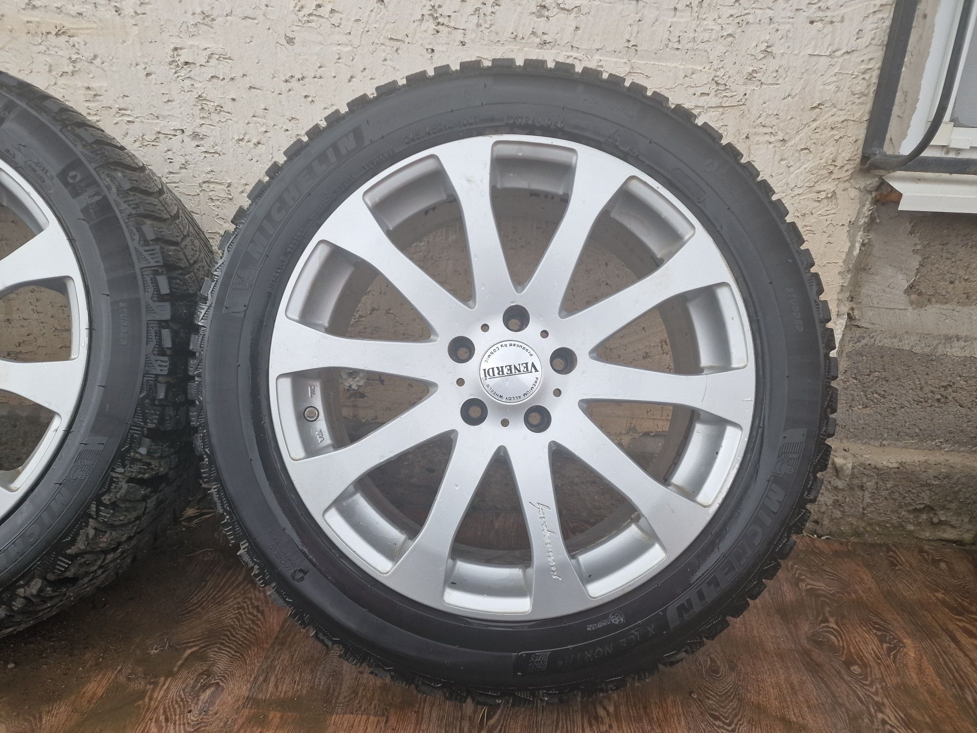 Michelin r18 245/45/18