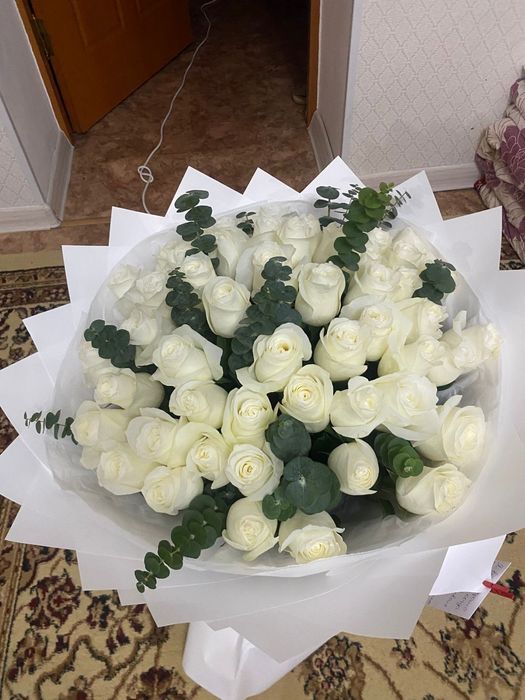 61 штук гүл сатылады свежи