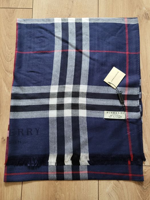 Кашмирен шал Burberry