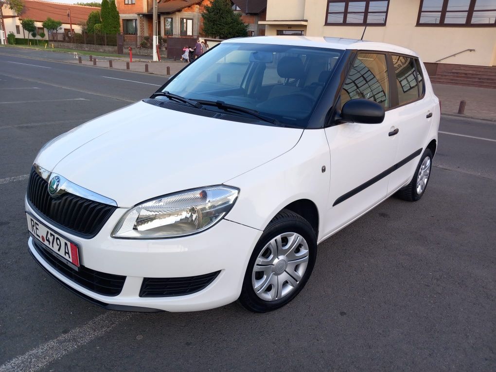 Skoda Fabia (1,2 Benzină70 Cp) Euro 5, IMPECABILĂ, an 2013