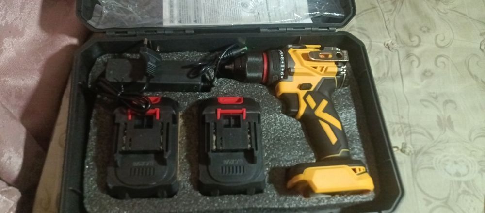Шуруповëрт ва  перфоратор йанги 6 ой гарант бо