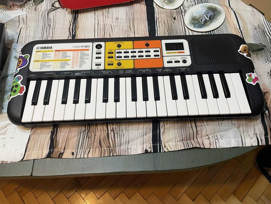 Детски синтезатор Yamaha неизползван