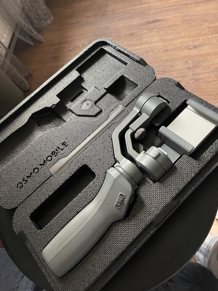 DJI Osmo Mobile 2