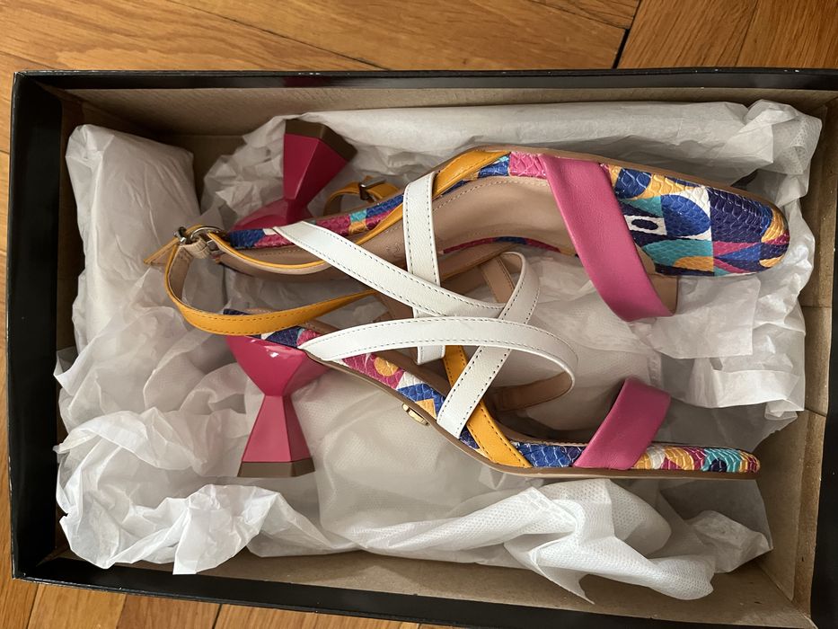 Дамски сандали на ток 36 номер