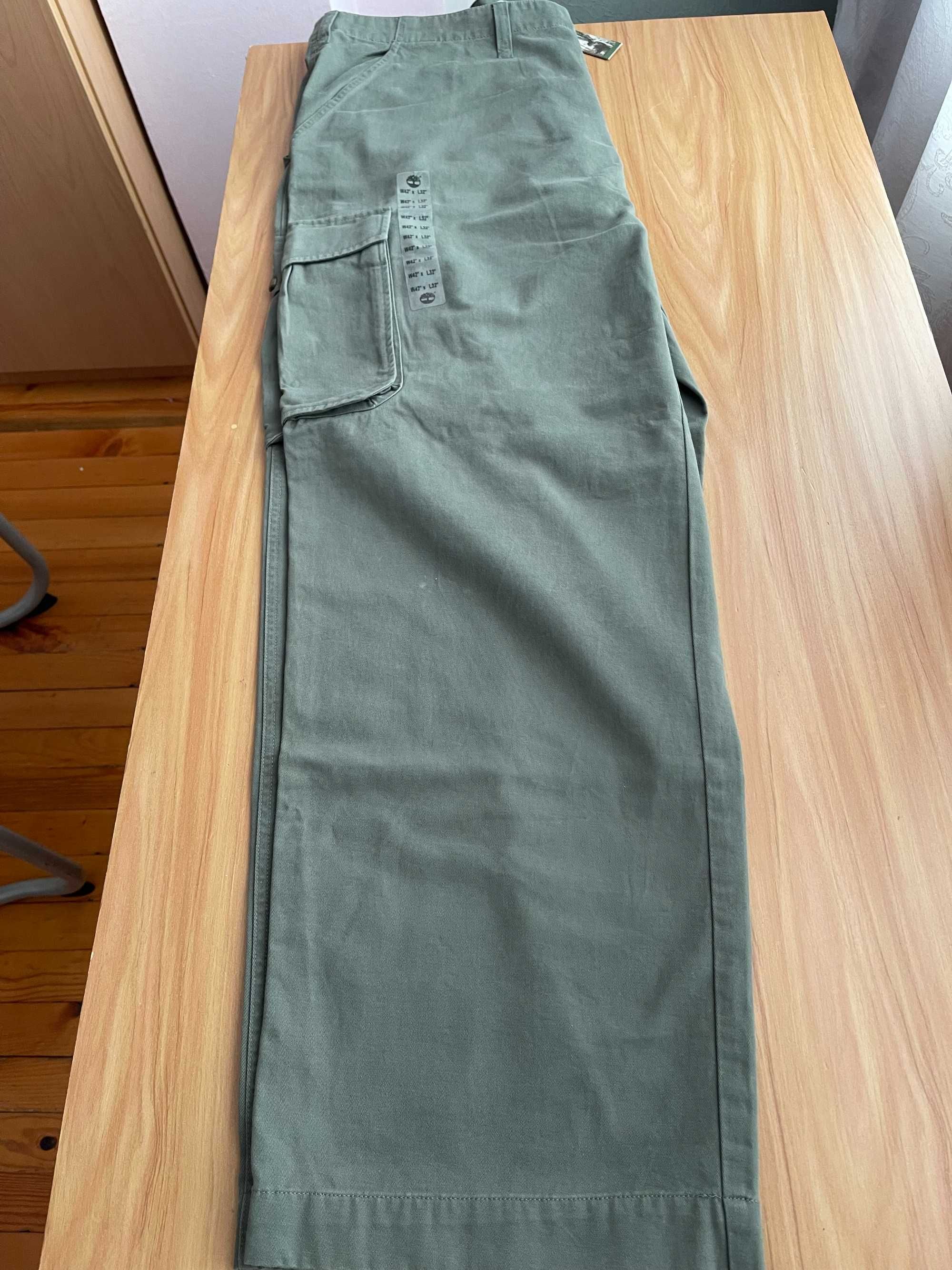 Изгодно нов фирмен панталон Timberland голям размер