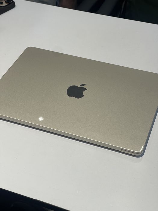 macbook air m4 16 512