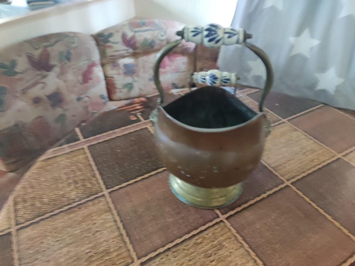 Медни менци за камина