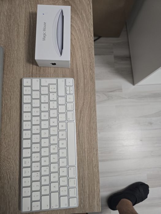 Apple Magic Keyboard 2
