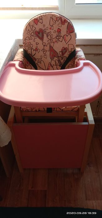 Продам столик для кормления