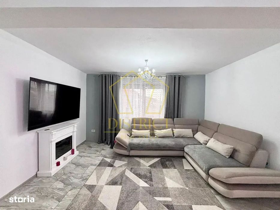Casa individuala cu 4 camere, pompe de caldura, panouri  | Plopi