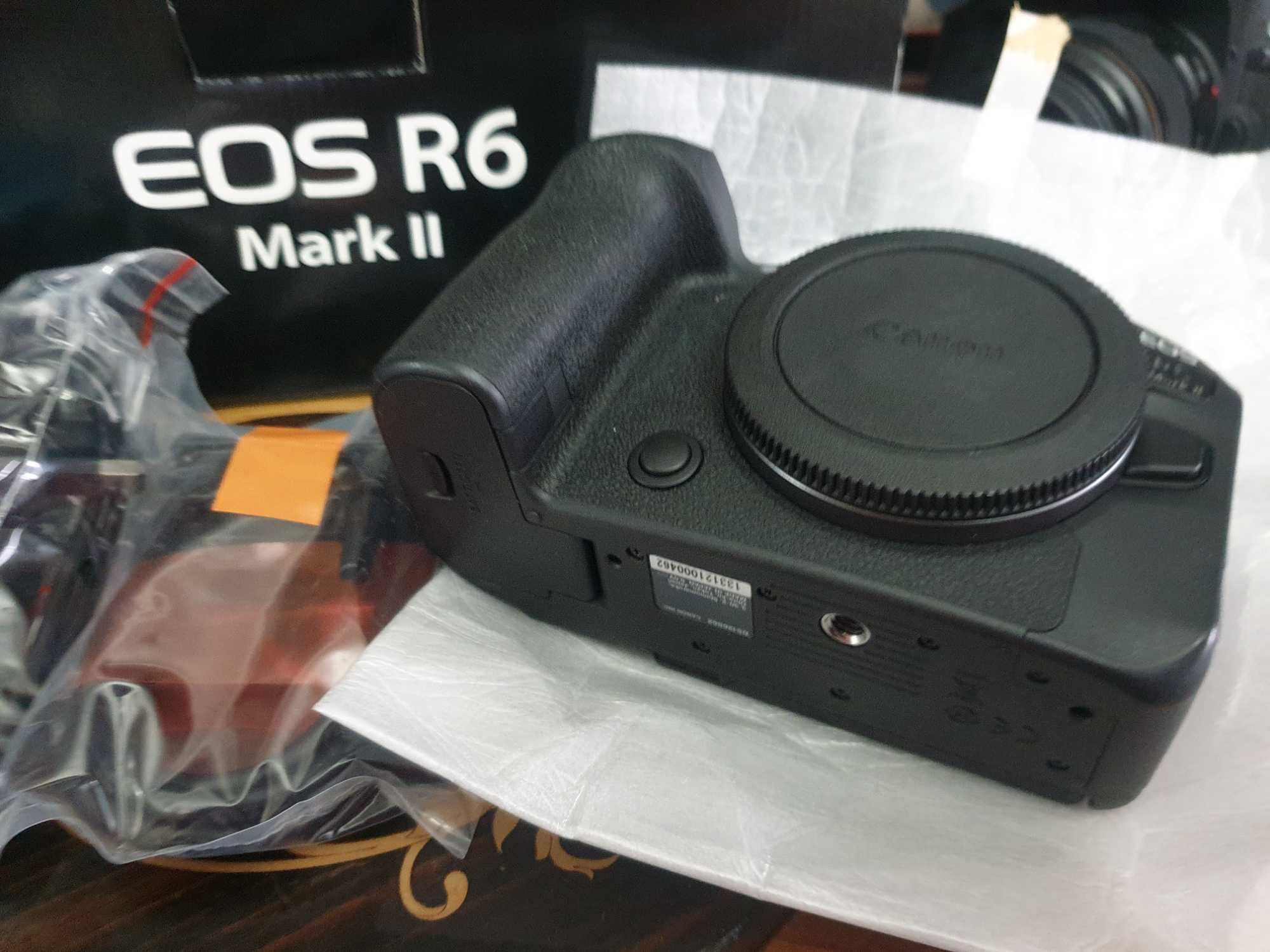 Продам Кенон R6 mark II в упаковке новый+адаптер в упаковке