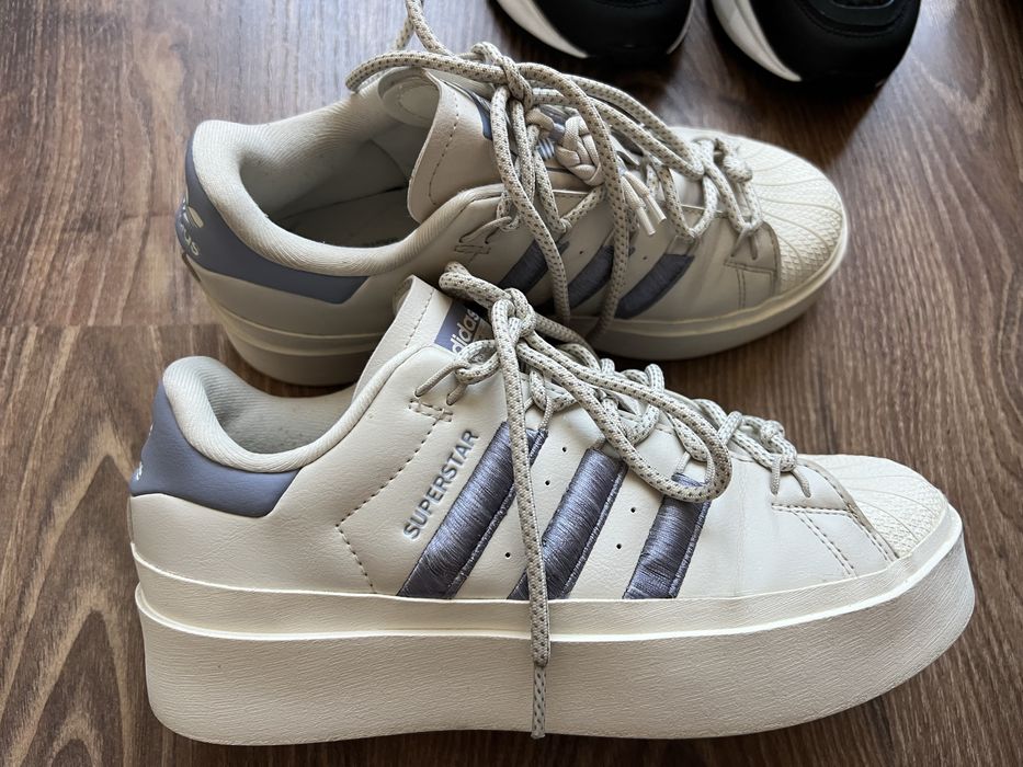 Маратонки Calvin Patrizia Pepe adidas givenchy steve madden nike karl