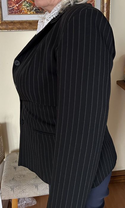 Дамски пролетни сака черно и червено Л и М