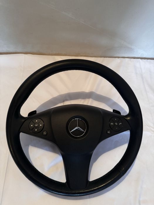 Волан Mercedes-Benz W204