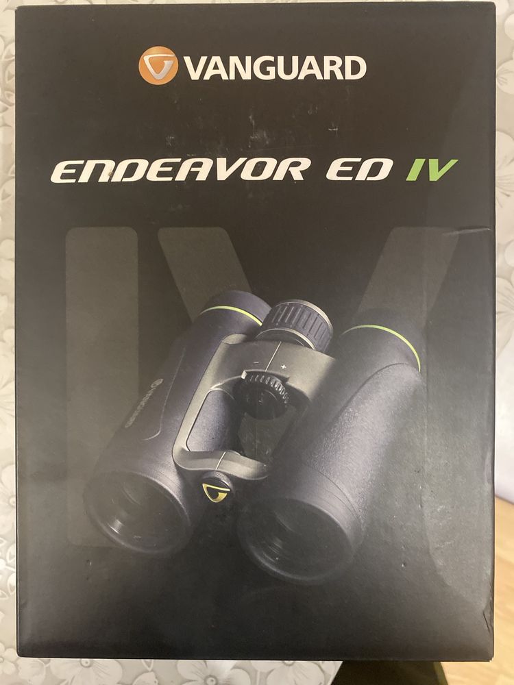 Бинокль Vanguard Endeavor ED IV 10x42