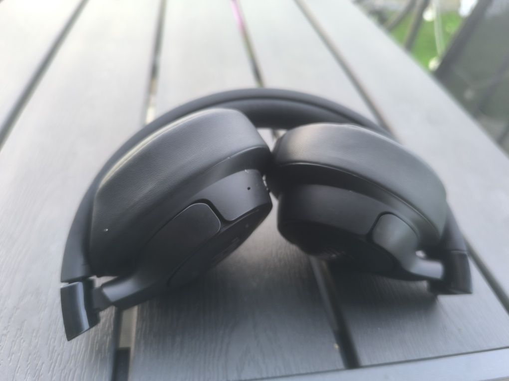 Слушалки JBL Tune 700 Bluetooth