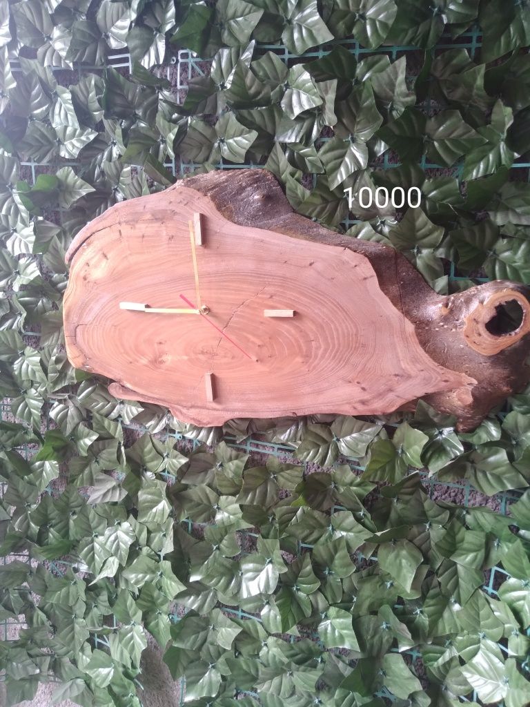 Продам часы из дерева