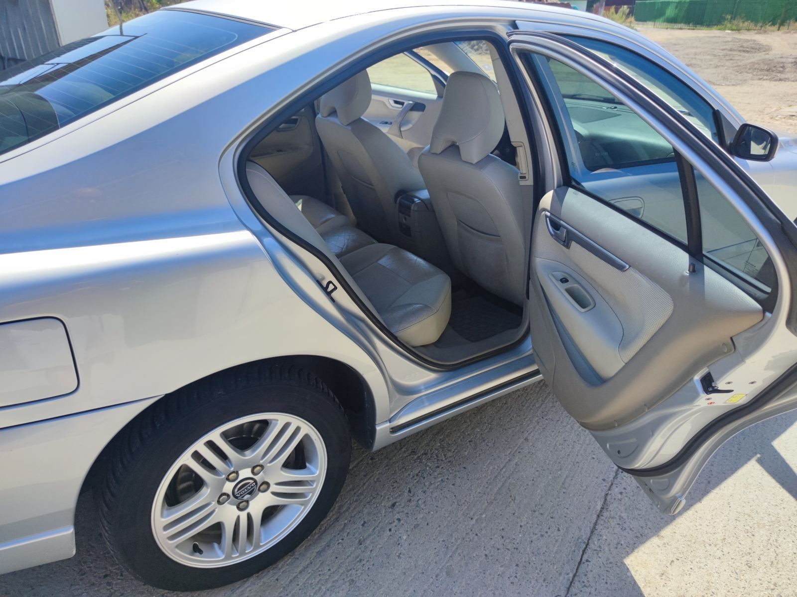 Volvo S60 2.4D Волво S60