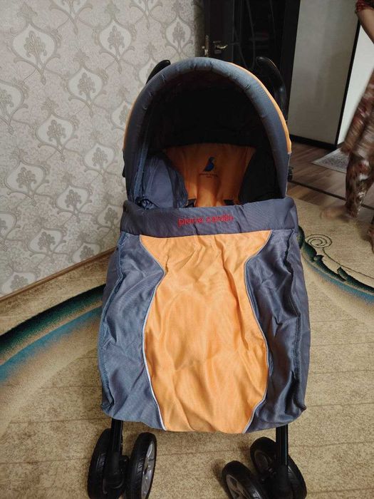 Детская коляска Pierre Cardin
