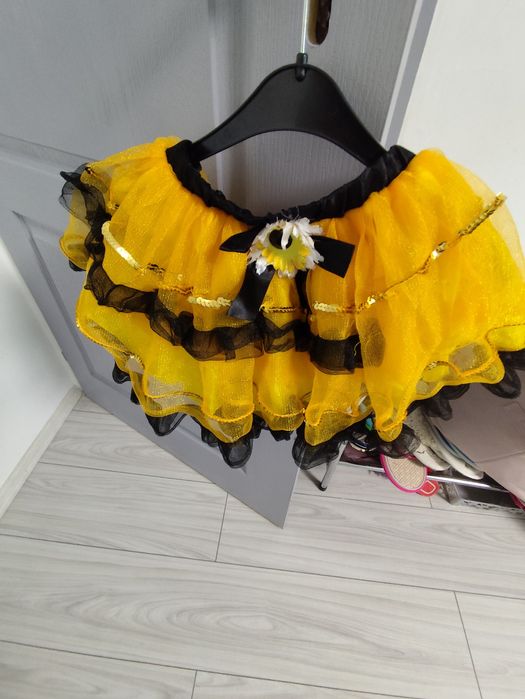 Fusta albinuța tutu Bumblebee 110