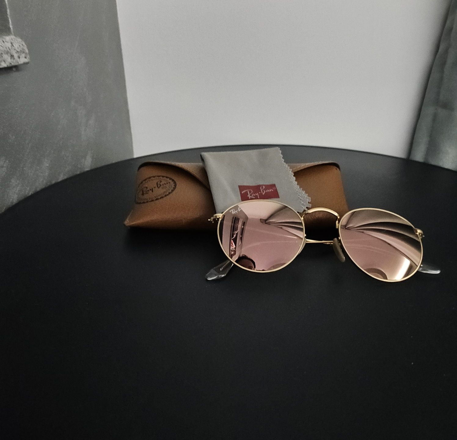 Дамски оригинални слънчеви очила