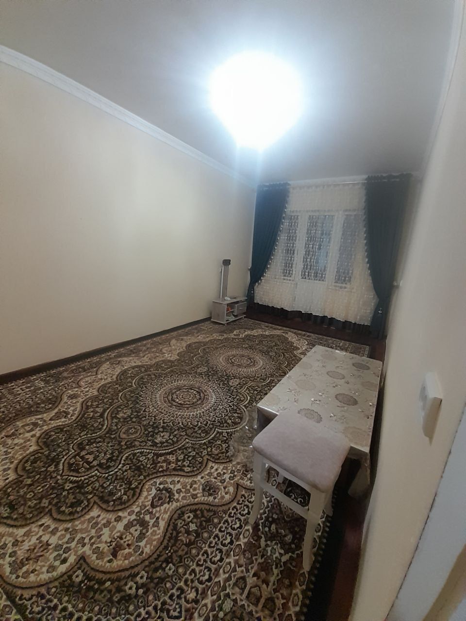 Uy sotiladi , Srochna Uy sotila Maklersiz srochna