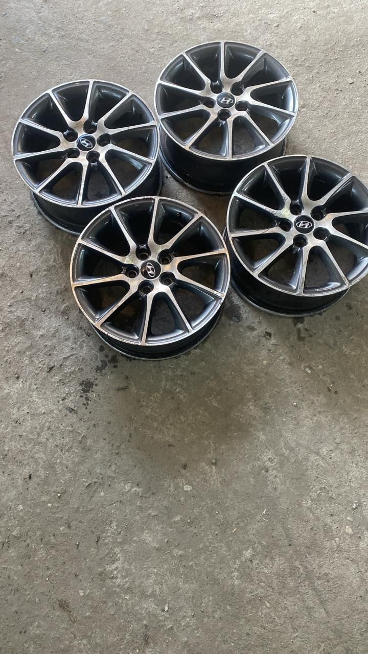 R17 PCD 5 *114,3 Комплект оригинальных легкосплавных дисков