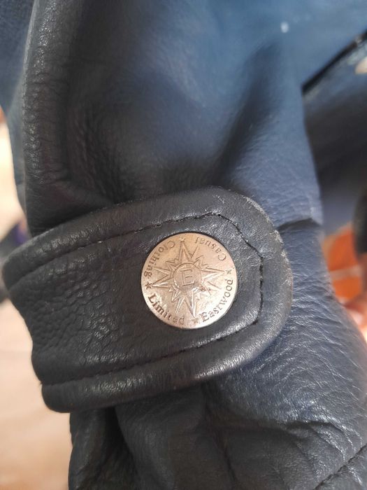 Haina de piele BRITANICA cu gluga detasabila