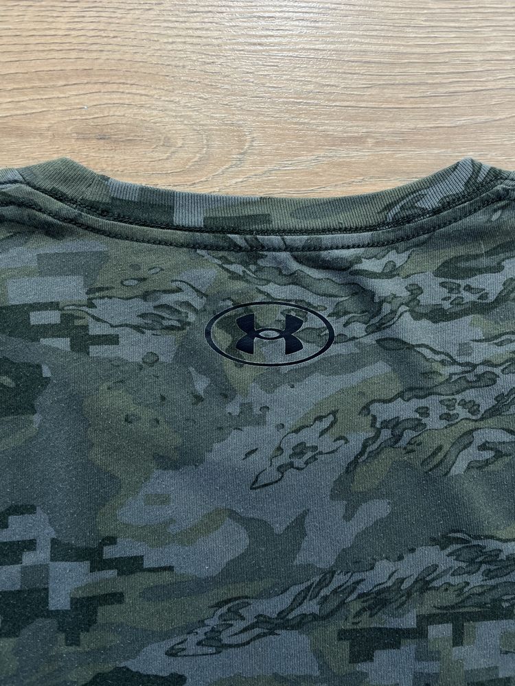 Under Armour мъжки тениски размер L-XL