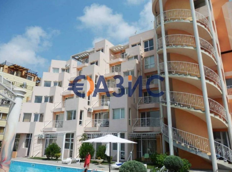 Продава се Двустаен апартамент в к.к. Слънчев бряг - 72 кв.м за 875 €/кв.м - Снимка #14