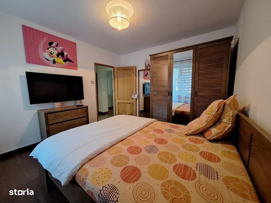 Apartament 2 camere,zona Tractorul