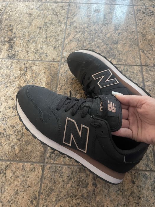 Adidasi new balance  37