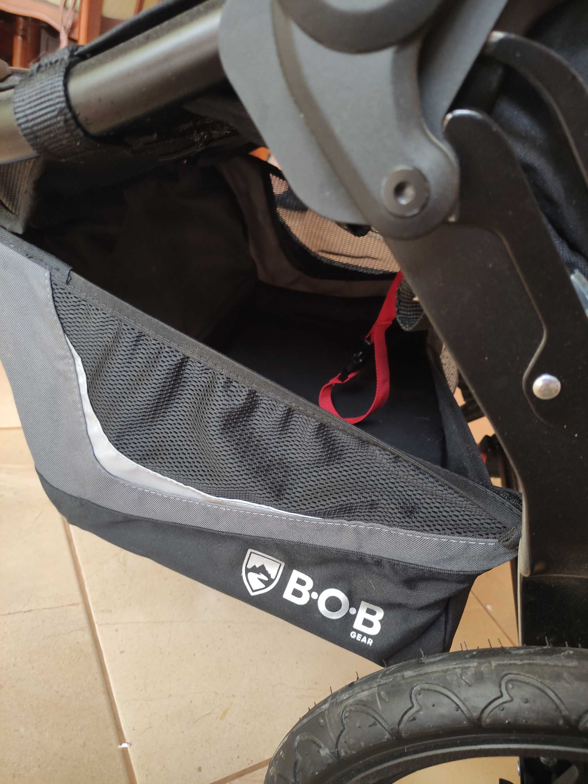 Cărucior pentru gemeni jogging dublu BOB Revolution Flex 3.0 Duallie