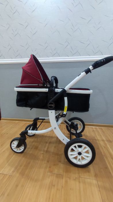 Детская демисезонная коляска