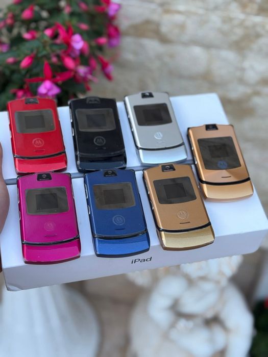 Motorola V3 – Refurbished, ca noi /Libere de retea/Diverse Culori