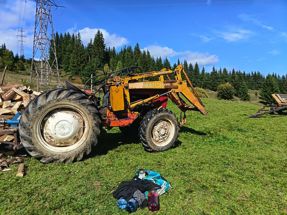 Încărcător frontal