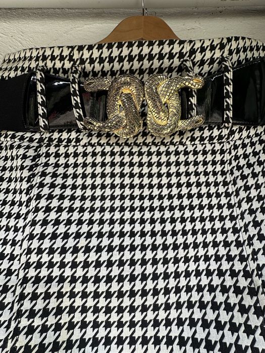 Кокетна и различна пола