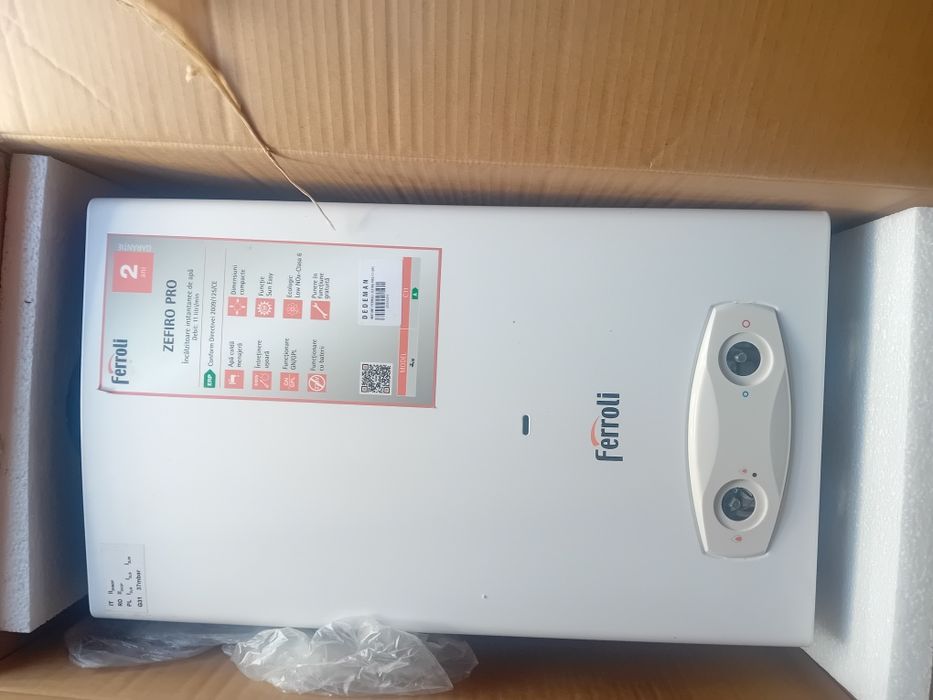 Instant pe Gaz apa calda