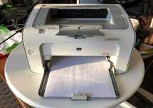 HP LaserJet P1102 лазерный принтер