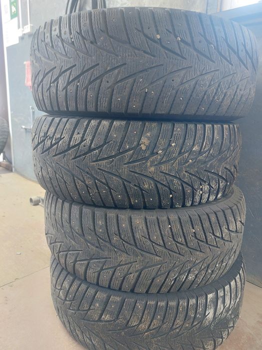 Продам 4 зимних колеса 265 65 р17