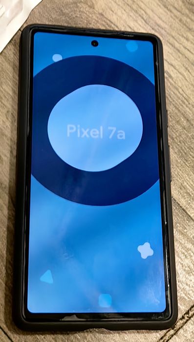 Set telefon Google Pixel 7A și ceas Google Pixel Watch LTE