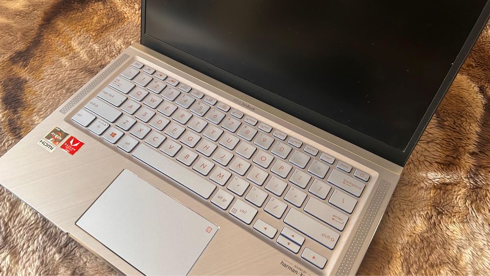 ASUS ZenBook 13 Exceptional