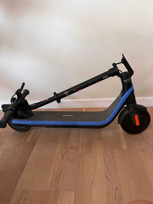 Trotinetă Electrică (6-13 ani) Ninebot eKickScooter C2 Pro