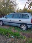 Продавам Opel Zafira