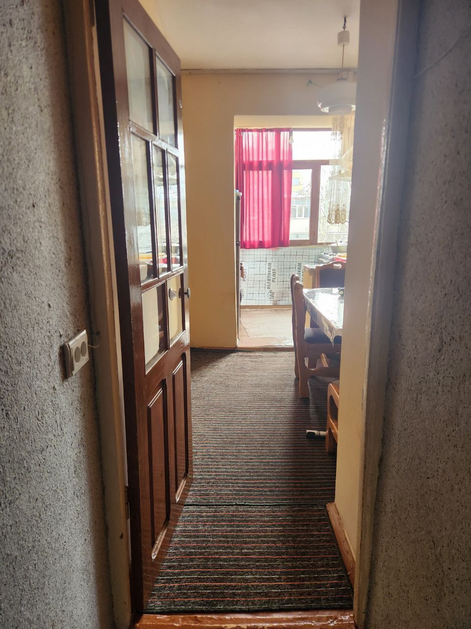 Продается  2 комн. квартира на Мархабо