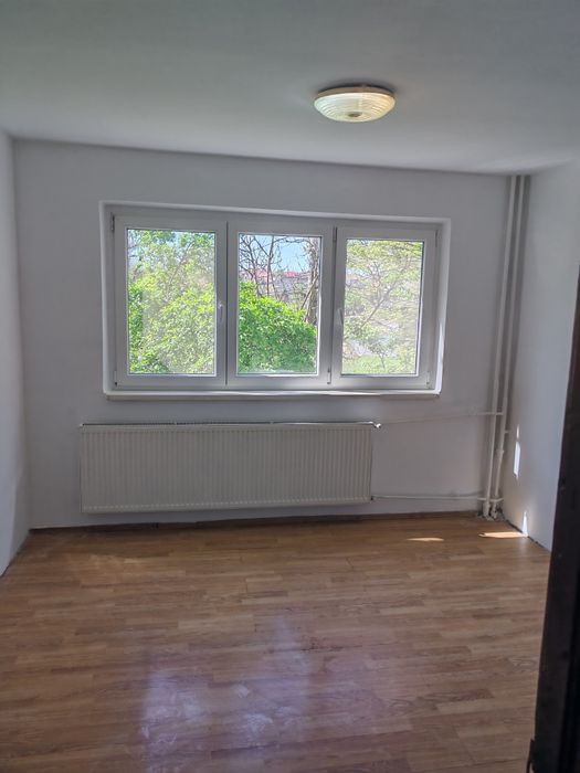 Proprietar vind garsoniera